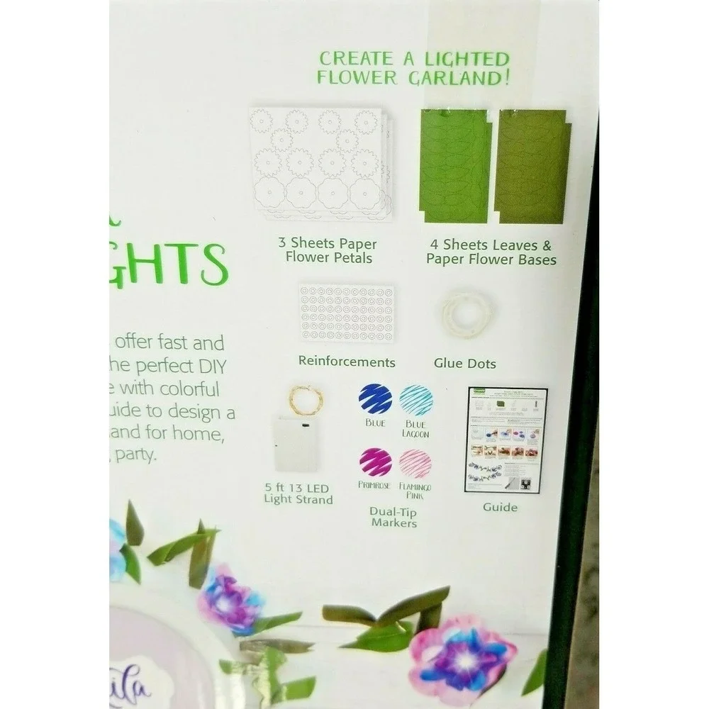 Crayola Signature Make Your Own Flower String Lights DIY Craft Kit Purple‎ LED